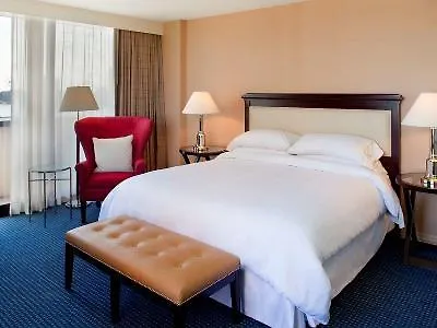 ****  Sheraton Norfolk Waterside Hotel Estados Unidos