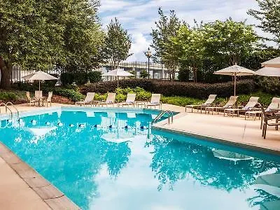 Sheraton Norfolk Waterside Hotel